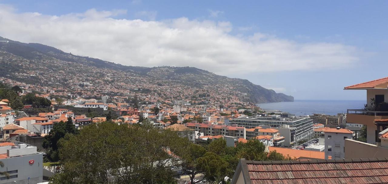 Apartment Living Caboqueira Funchal (Madeira)